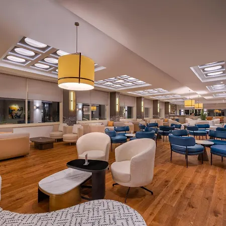 Trendy Palm Adults Only Side