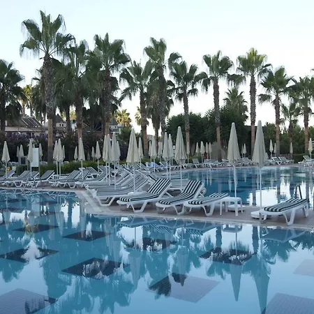 Trendy Palm Adults Only Hotel Sidé